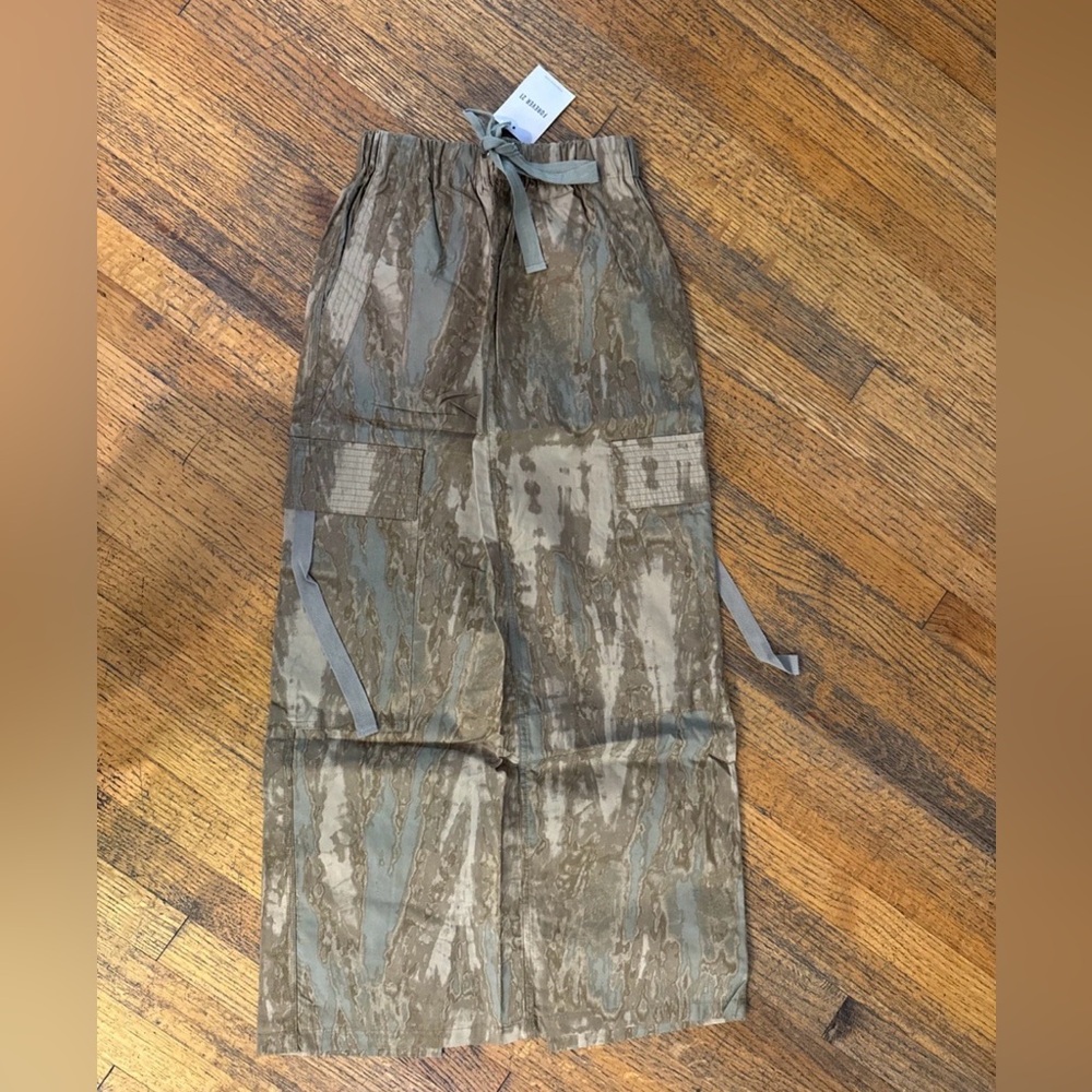 Forever 21 Maxi Skirt Cargo Khaki New Size XS - Picture 4 of 7